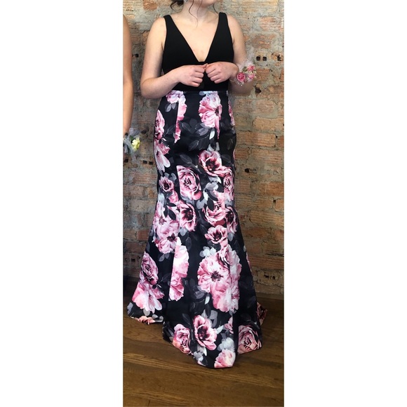 Black/pink floral prom dress - Picture 1 of 2